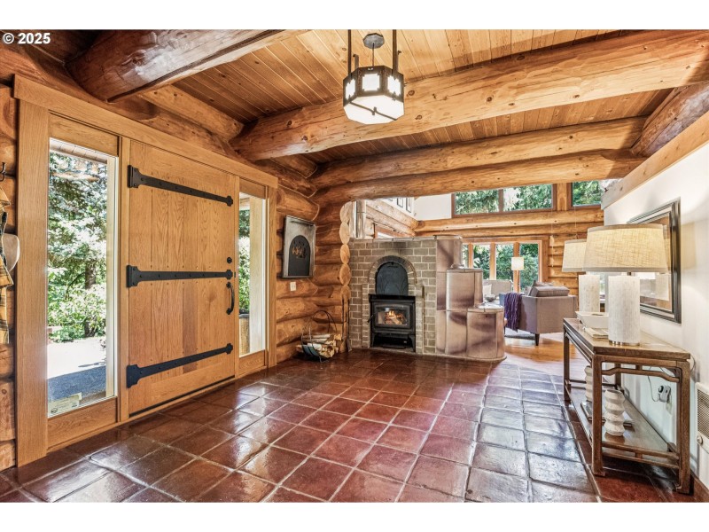 Entrance/Foyer