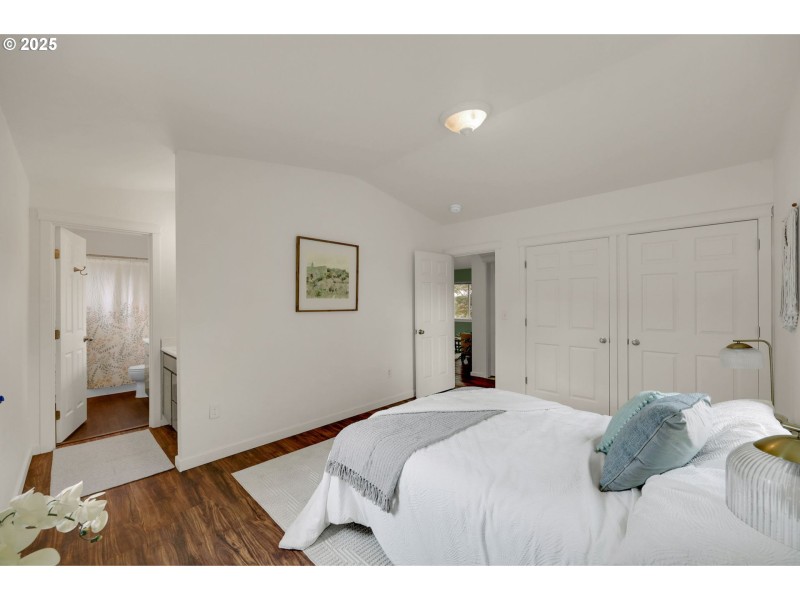 Bedroom, Owner's Suite