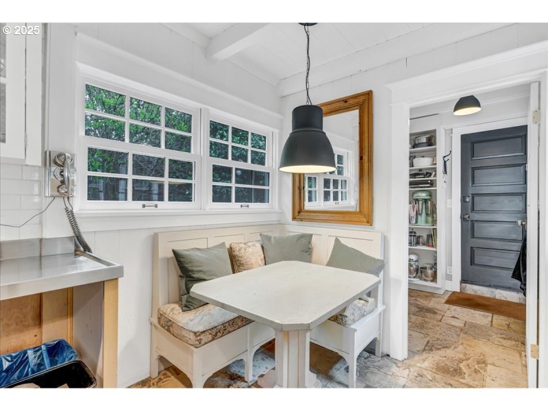 Kitchen/Nook