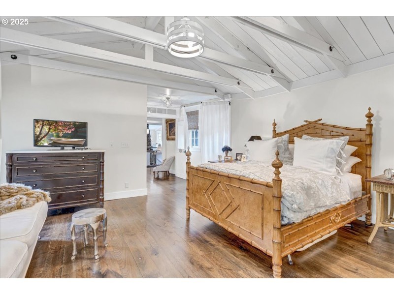 Bedroom, Owner's Suite