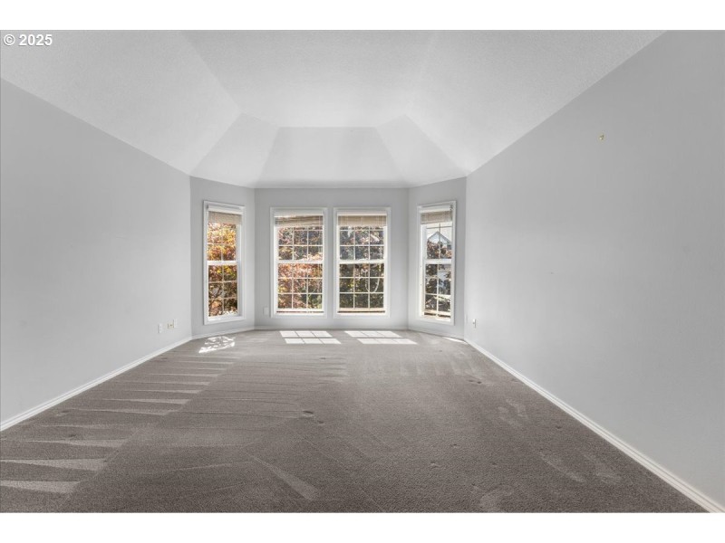 Bedroom, Owner's Suite