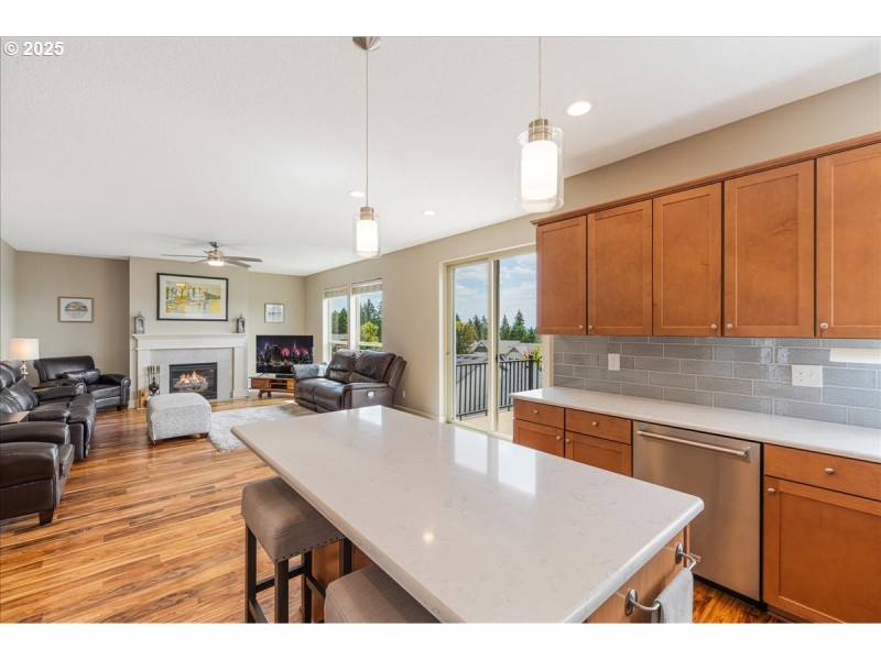 Kitchen/Living Room