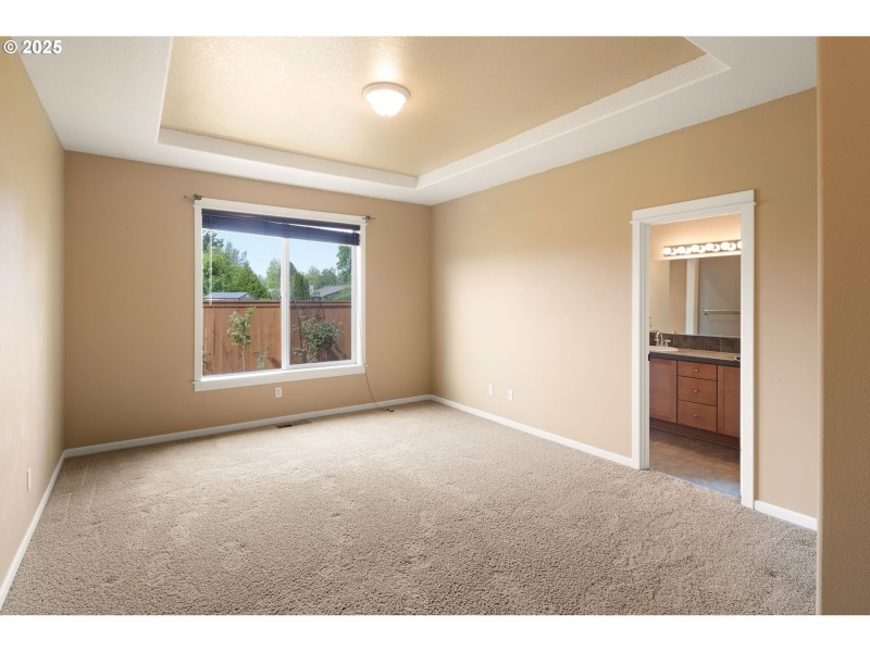 Bedroom, Primary