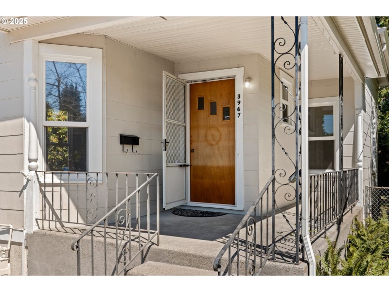 Covered Porch