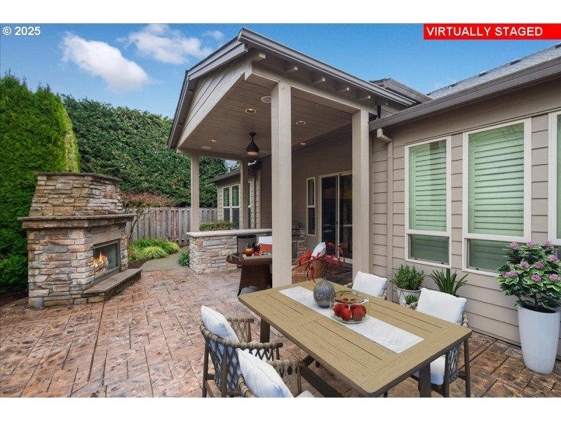 Kitchen/Outside