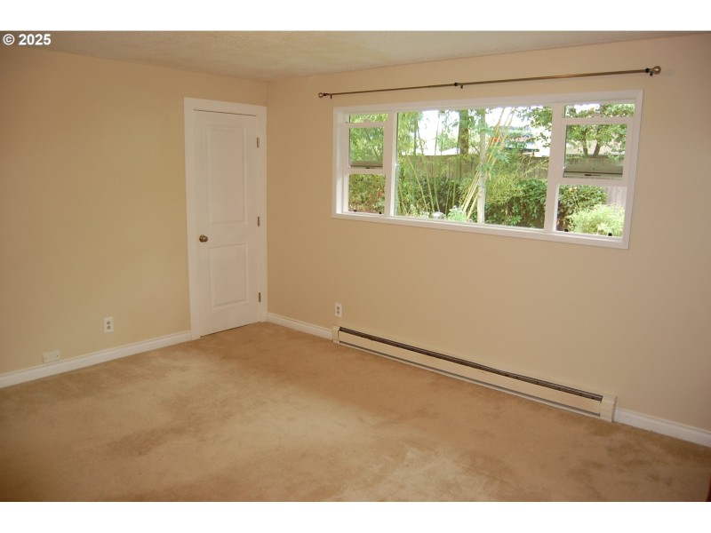 Bedroom, Owner's Suite