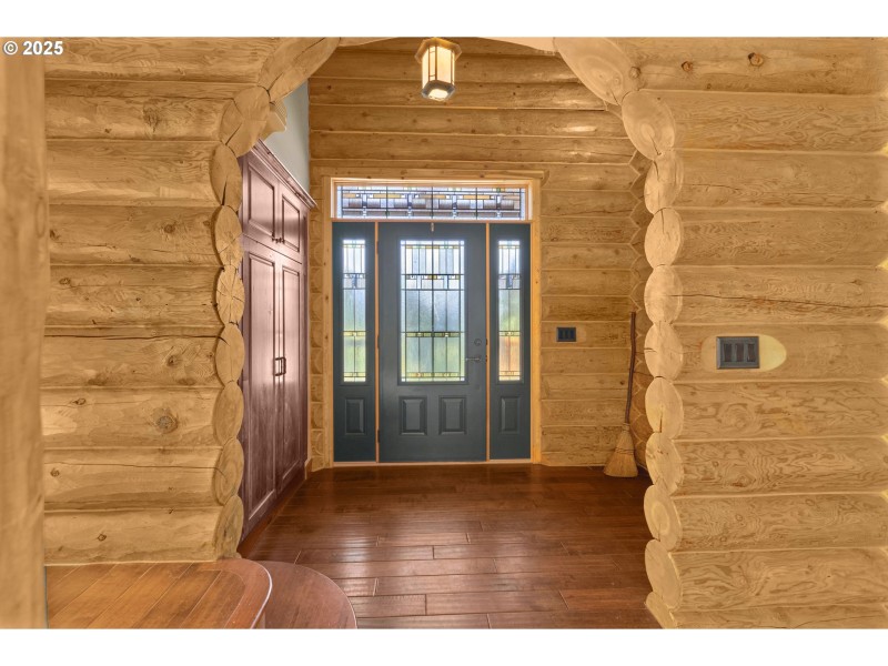 Entrance/Foyer