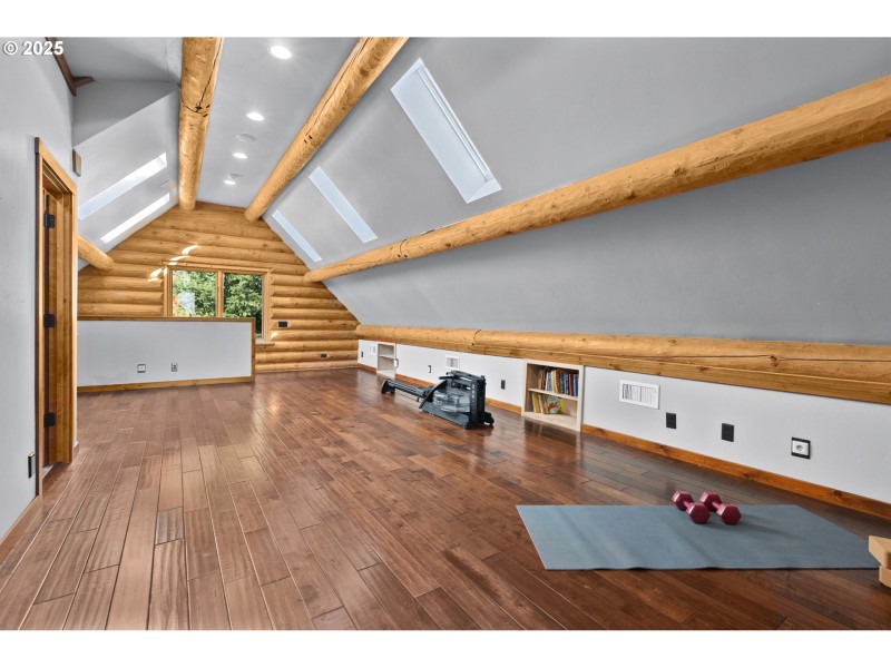 Bonus Room