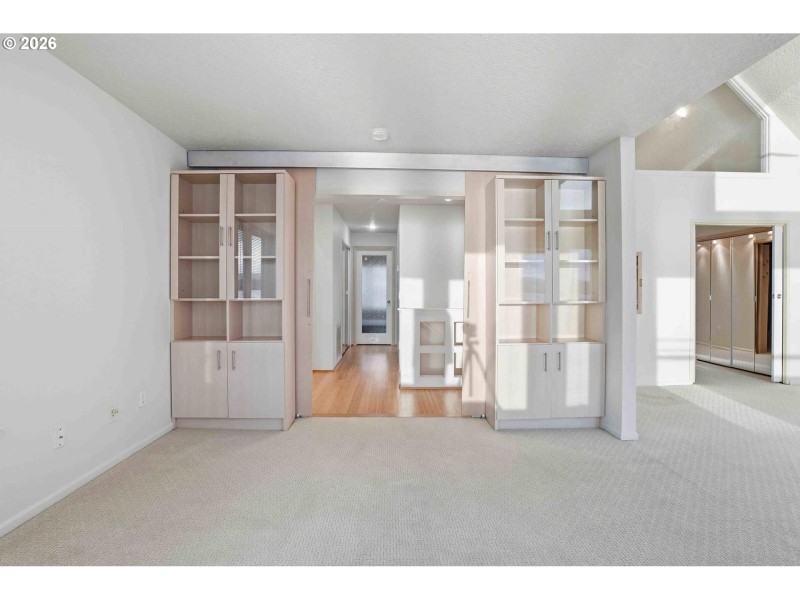 Bedroom, Owner's Suite