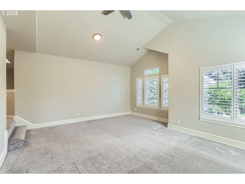 Bedroom, Primary