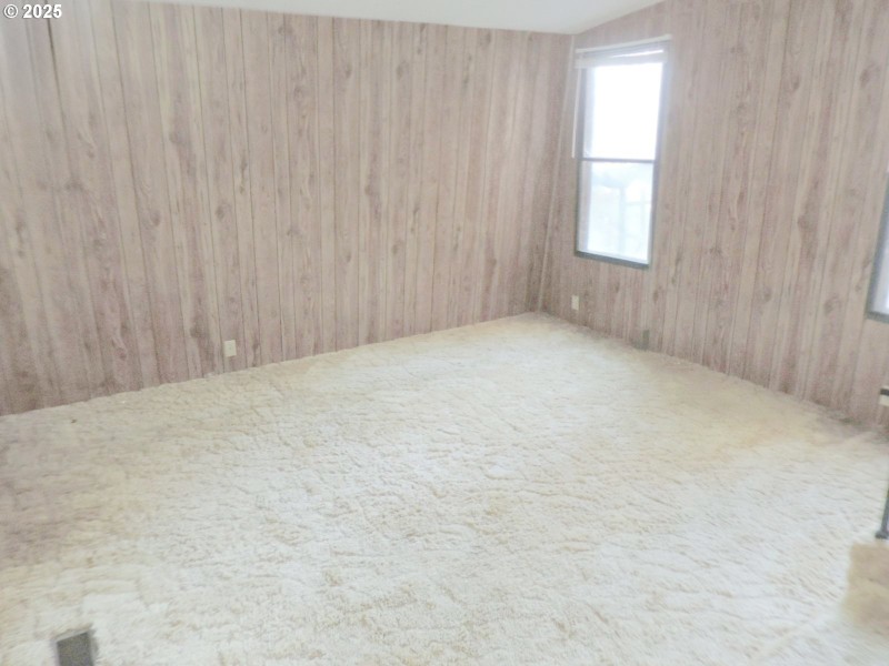 Bedroom, Primary
