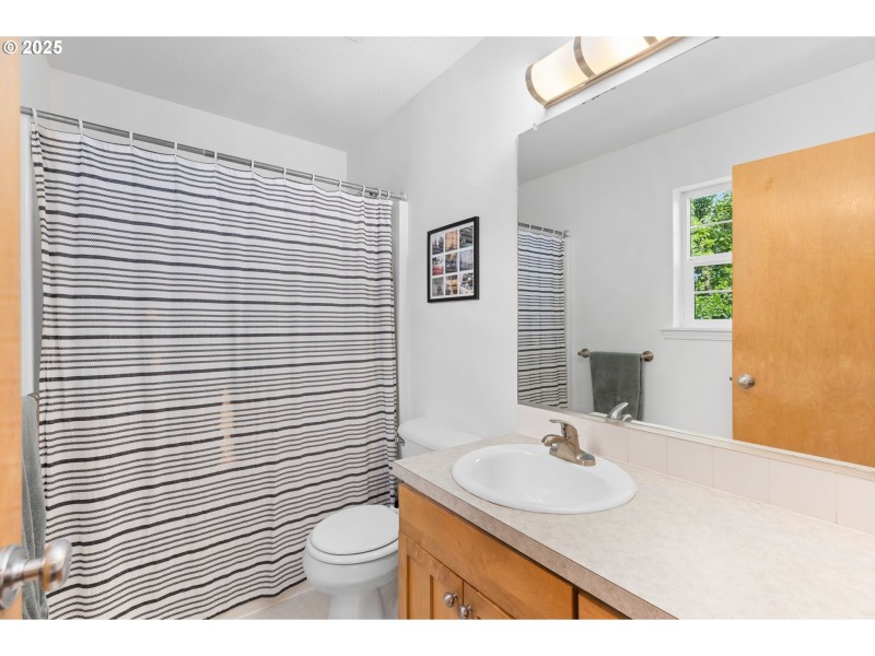 Bathroom, Attached