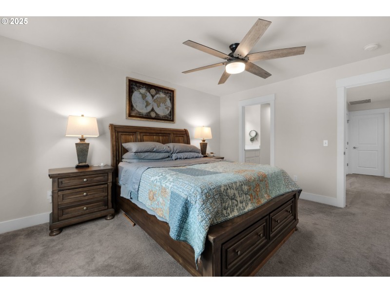 Bedroom, Primary