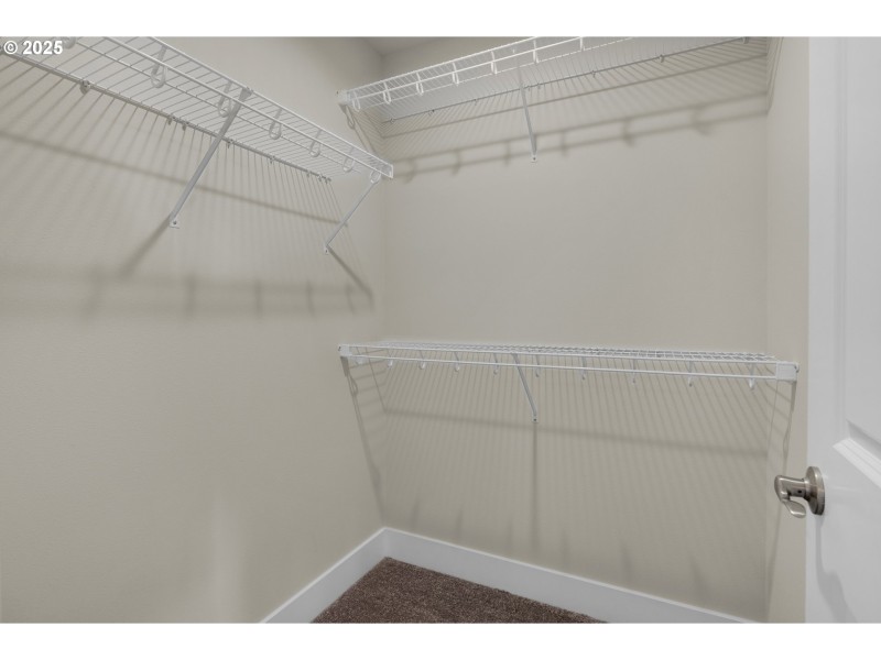 Bedroom, Primary