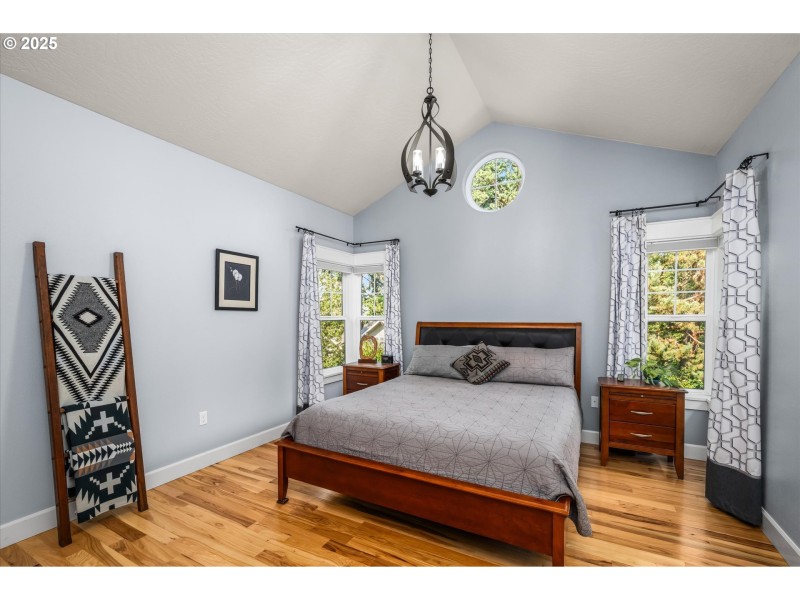 Bedroom, Owner's Suite