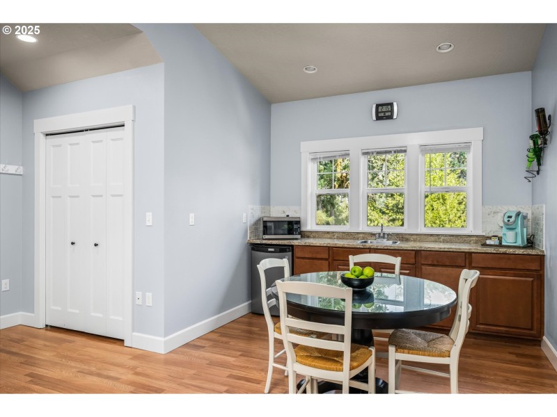 Guest Quarters