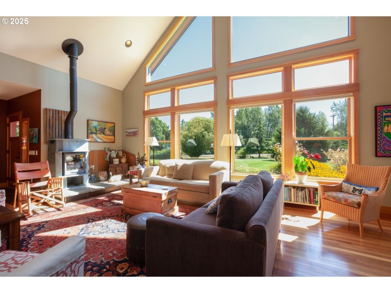 Kitchen/Living Room
