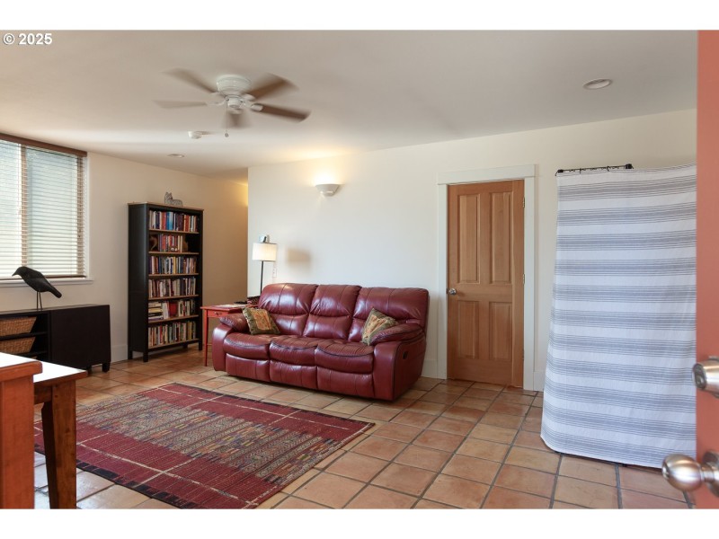 Guest Quarters