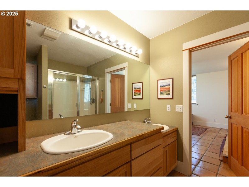 Guest Quarters