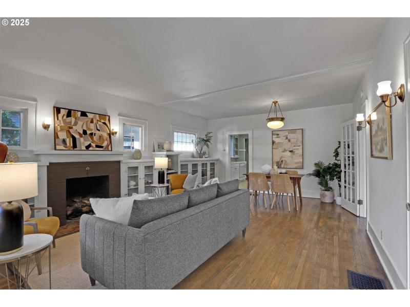 Living Room/Dining Room