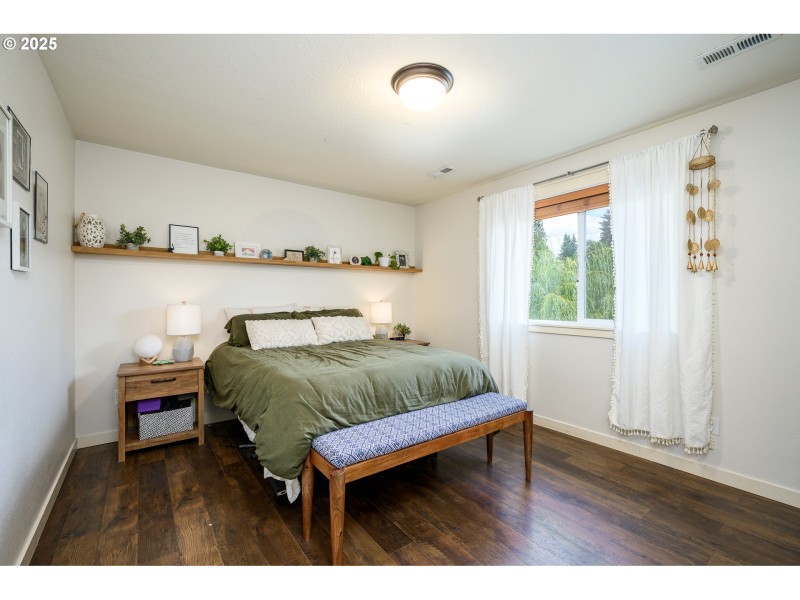 Bedroom, Owner's Suite