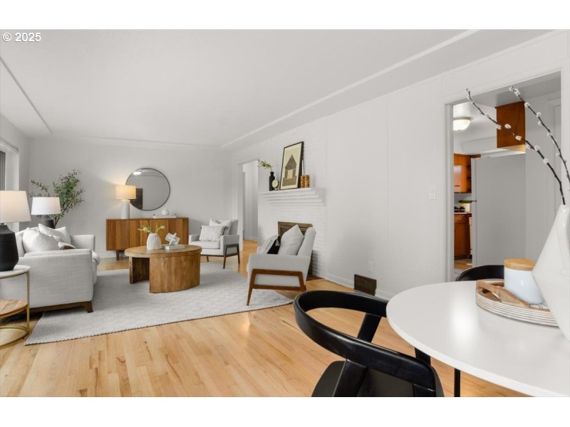 Living Room/Dining Room