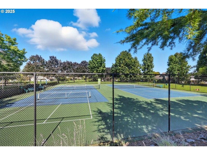 Community Tennis