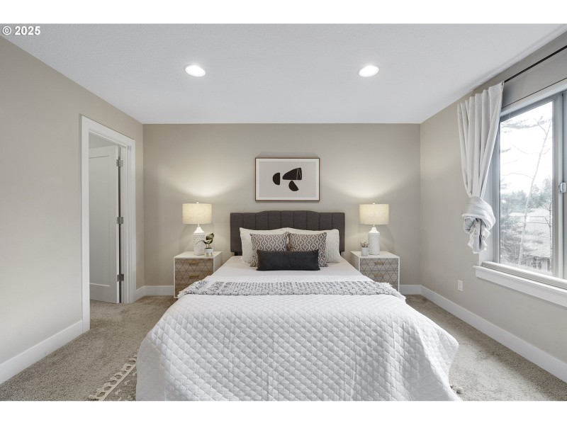 Bedroom, Primary