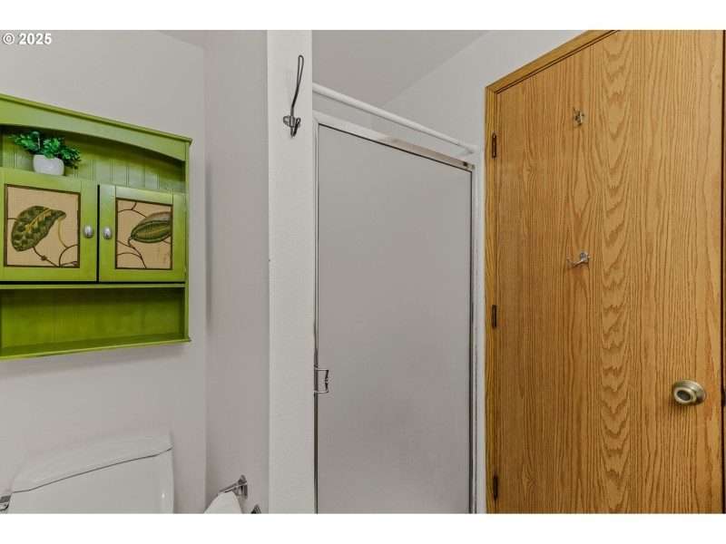 Bathroom, Attached