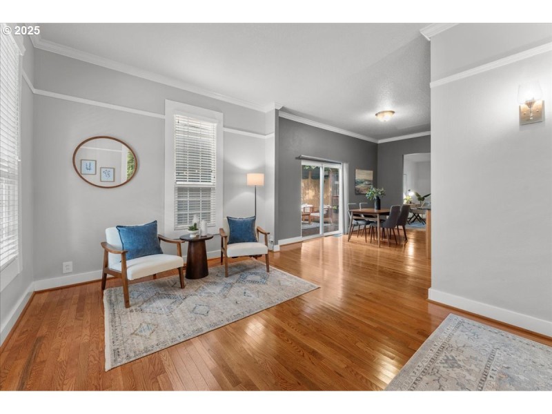 Living Room/Dining Room