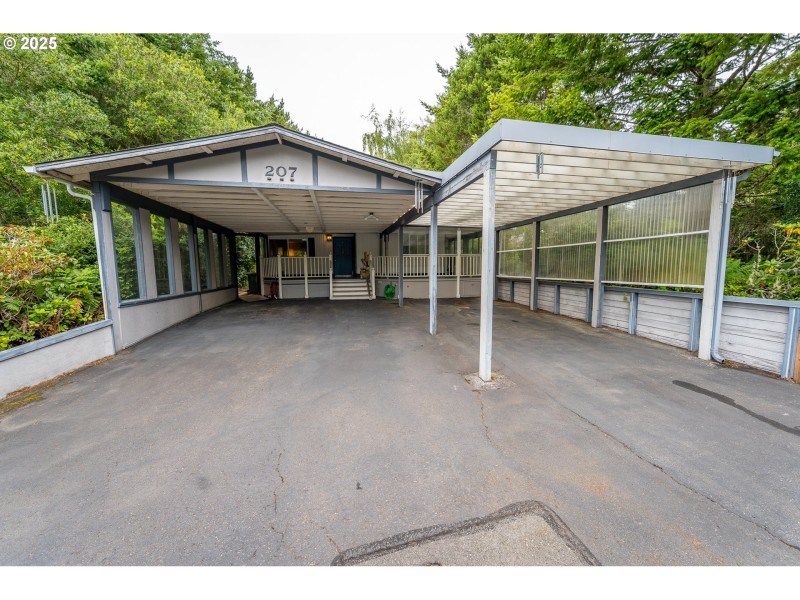 Carport