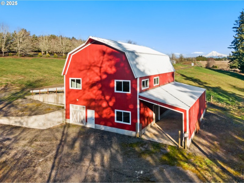 Barn