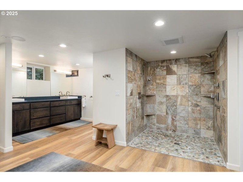 Owner's Suite Bathroom