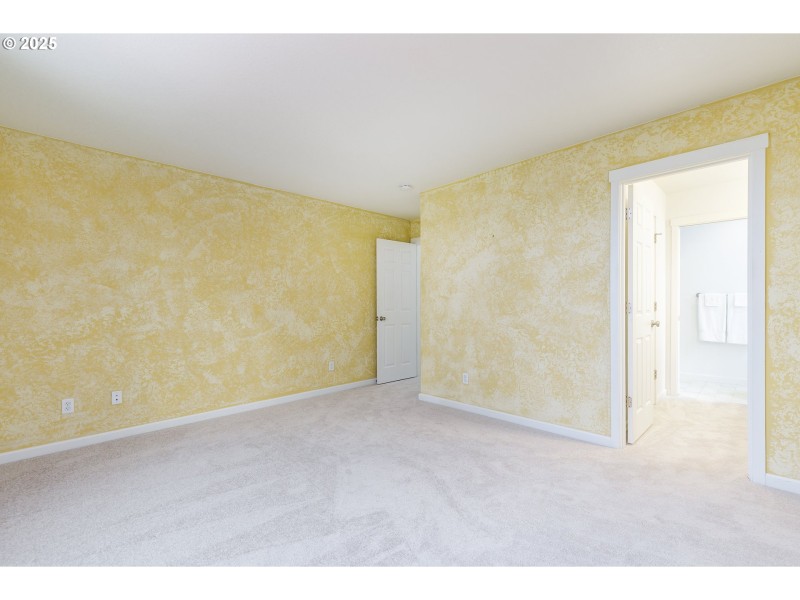 Bedroom, Primary