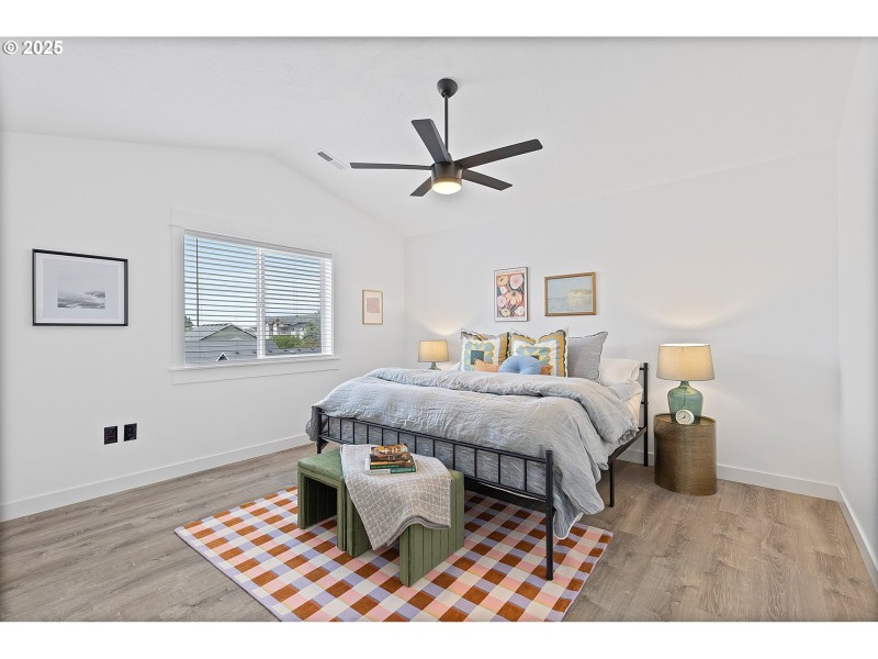 Bedroom, Primary