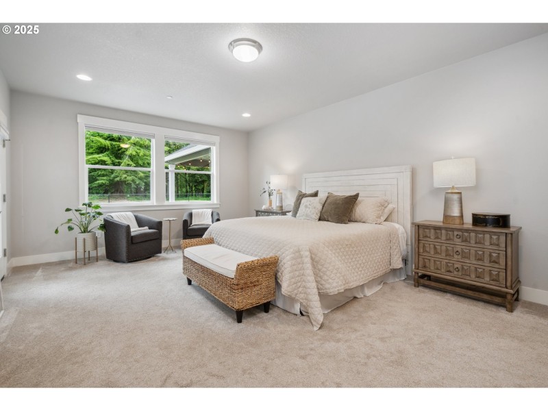 Bedroom, Primary