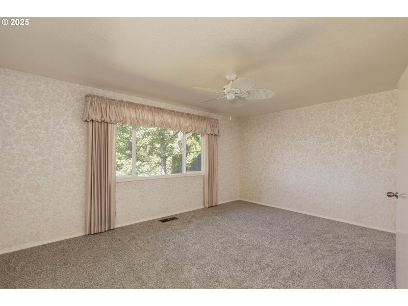 Owner's Suite Bedroom