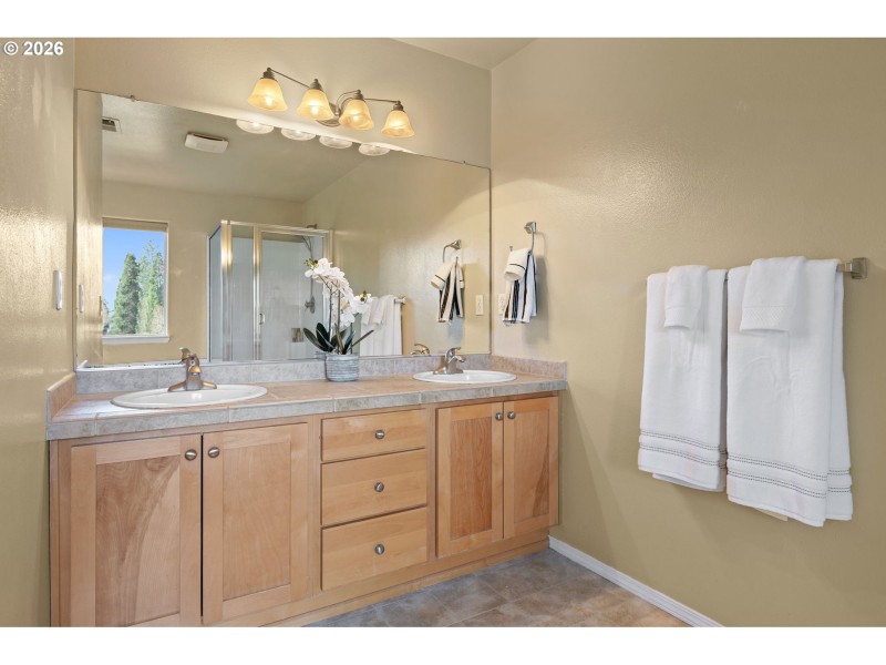 Owner's Suite Bathroom