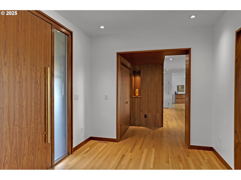 Entrance/Foyer