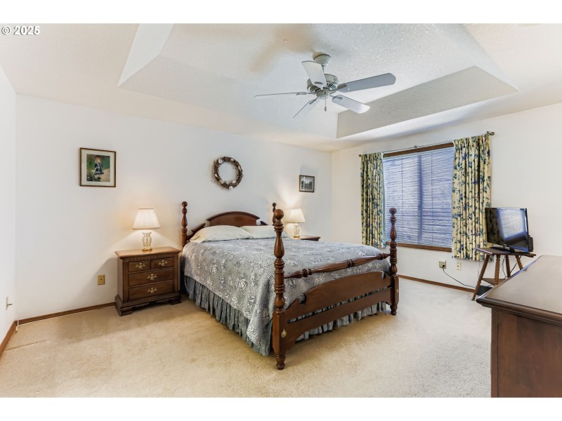 Bedroom, Owner's Suite