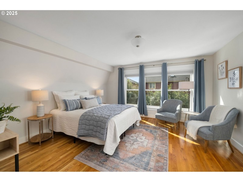 Bedroom, Primary