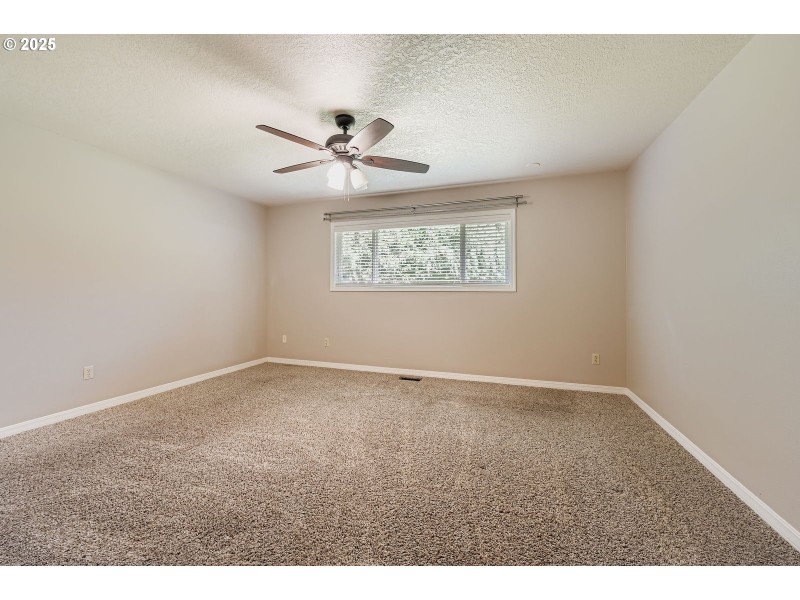 Bedroom, Owner's Suite