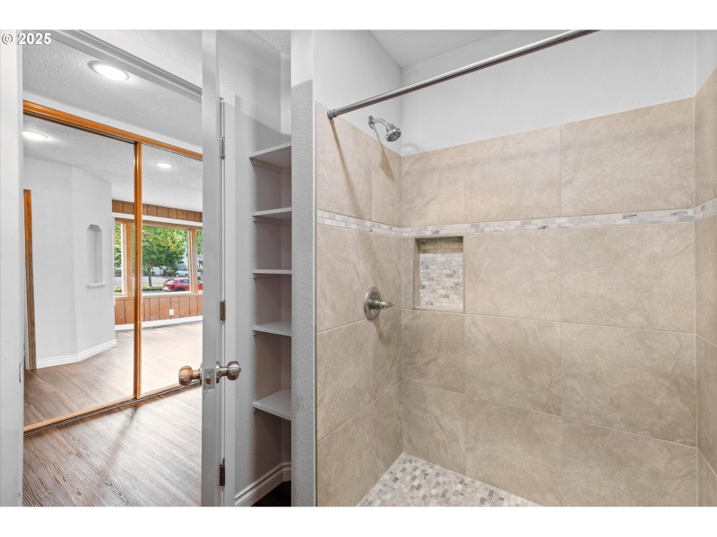 Bathroom, Attached