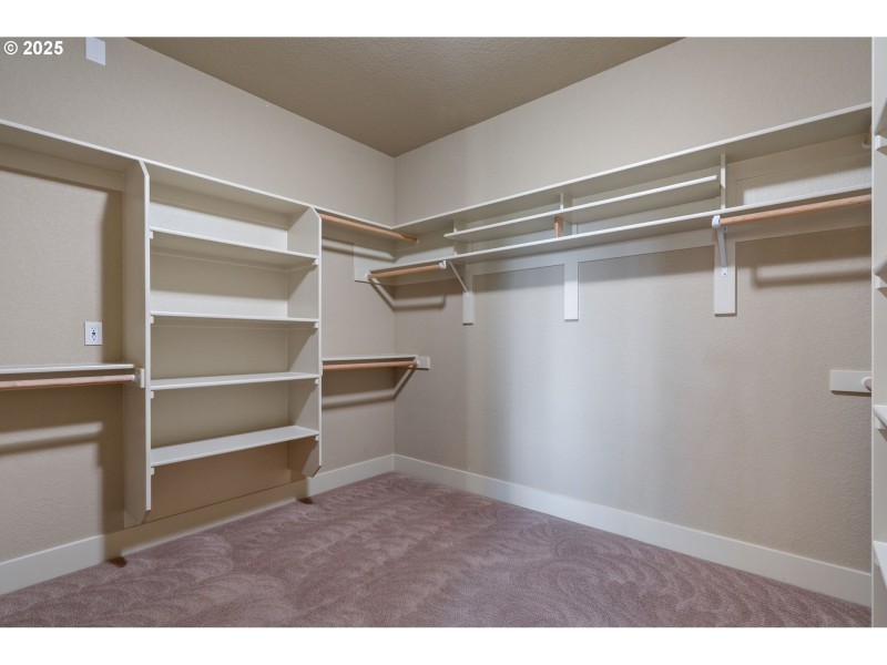 Bedroom, Owner's Suite