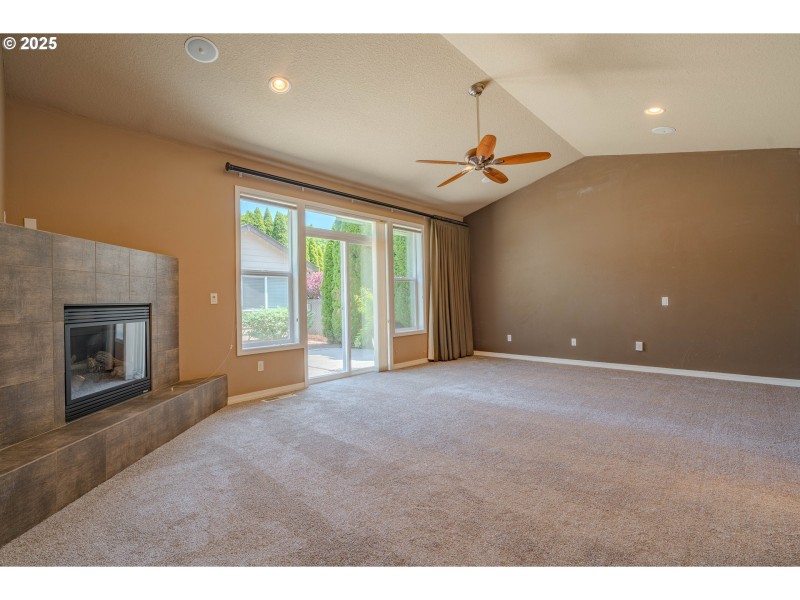 Bedroom, Owner's Suite