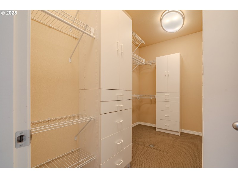 Bedroom, Owner's Suite