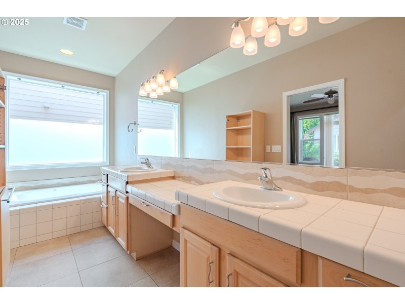 Bathroom, Attached
