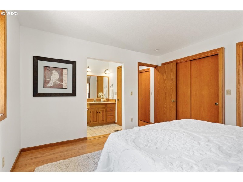 Bedroom, Owner's Suite