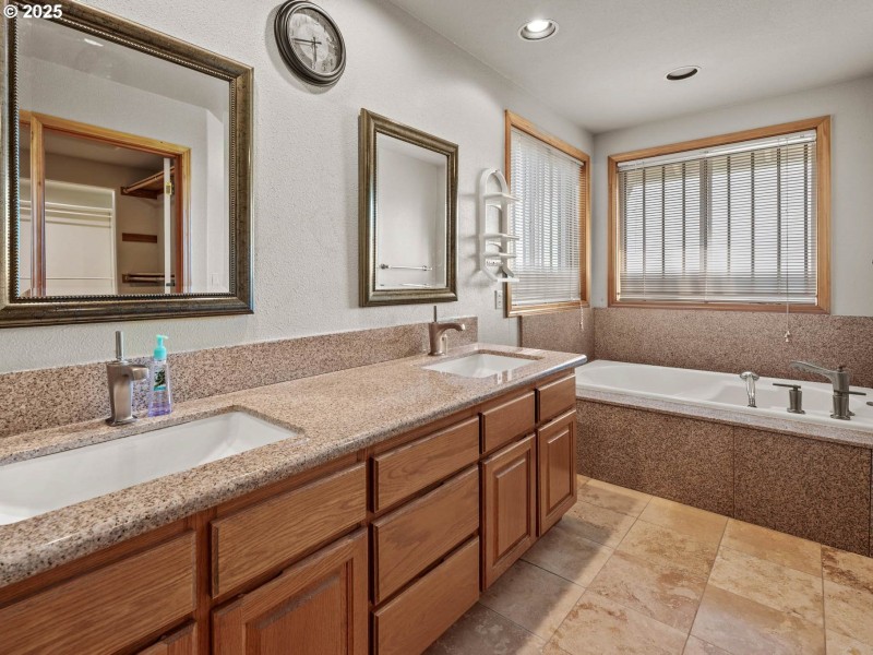 Bathroom, Attached