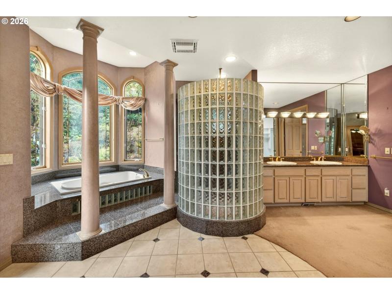 Owner's Suite Bathroom